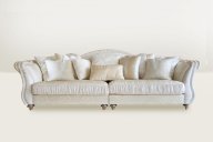 精細(xì)之處更顯王者霸氣，歐式高端家具你的王府之首選。