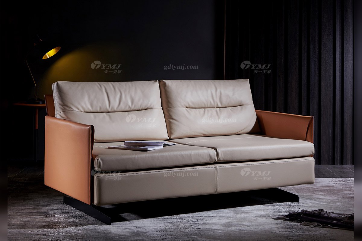 現代時尚輕奢家具別墅家具品牌客廳馬鞍皮軟包二人位沙發SF-03-02二人位沙發場景