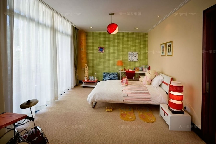 豪門別墅現(xiàn)代風臥室