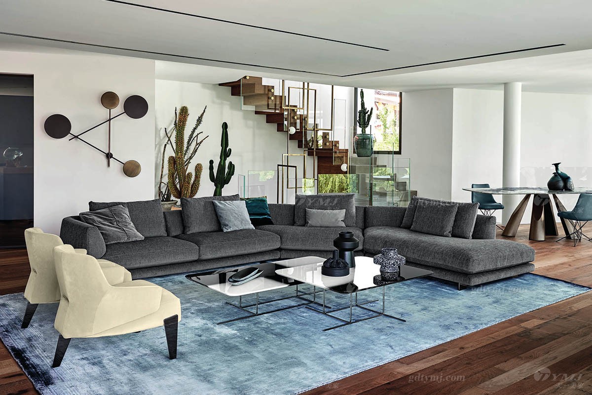 現代輕奢布藝沙發