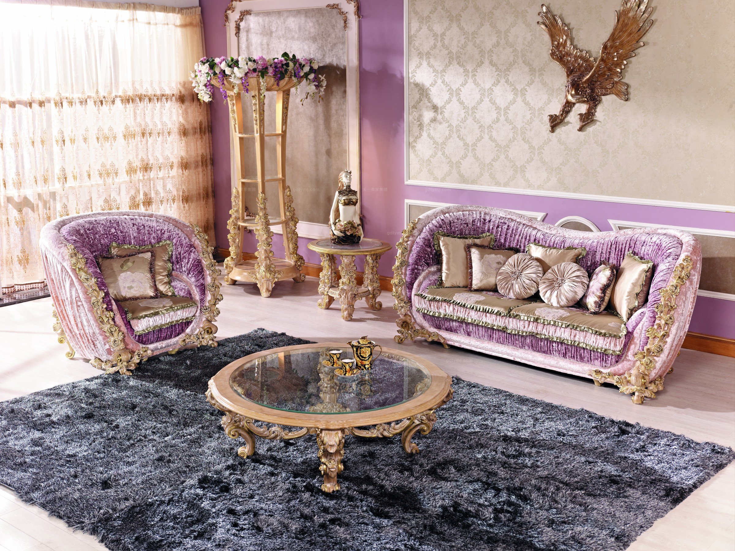 精致雕刻單人沙發