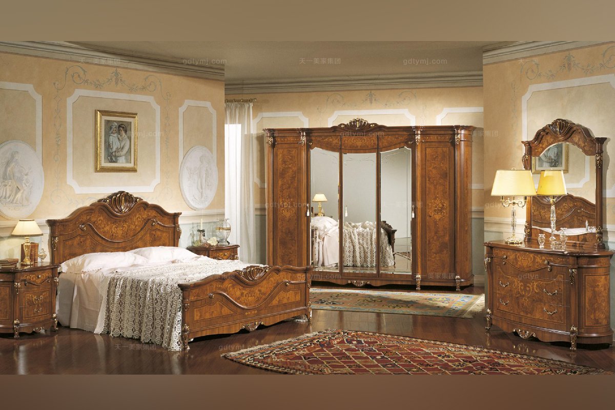 意大利實木雙人床